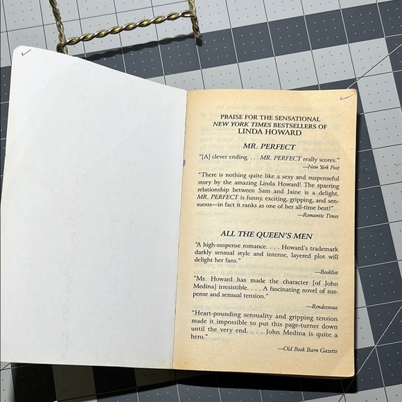 Linda Howard 'Mr. Perfect' Book - Picture 6 of 8